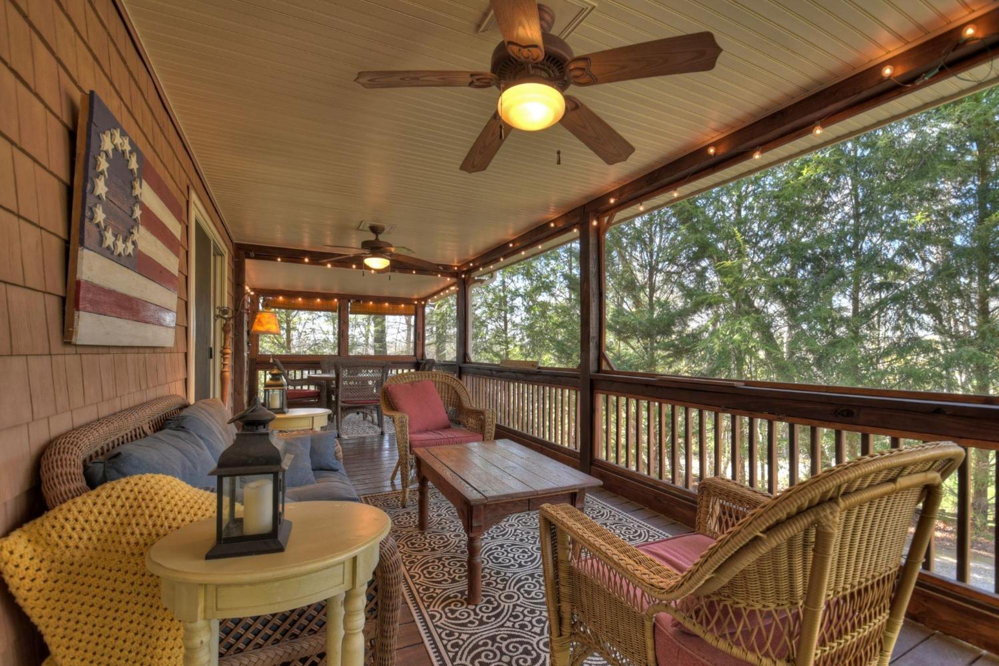 Southern Living Cottage Cozy Up By The Fire Relax On The Porch And Enjoy Peaceful Surroundings Blue Ridge Εξωτερικό φωτογραφία